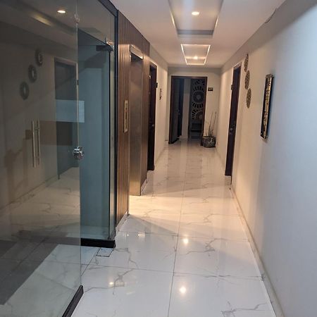 Nueva Hotel Islamabad Exterior photo