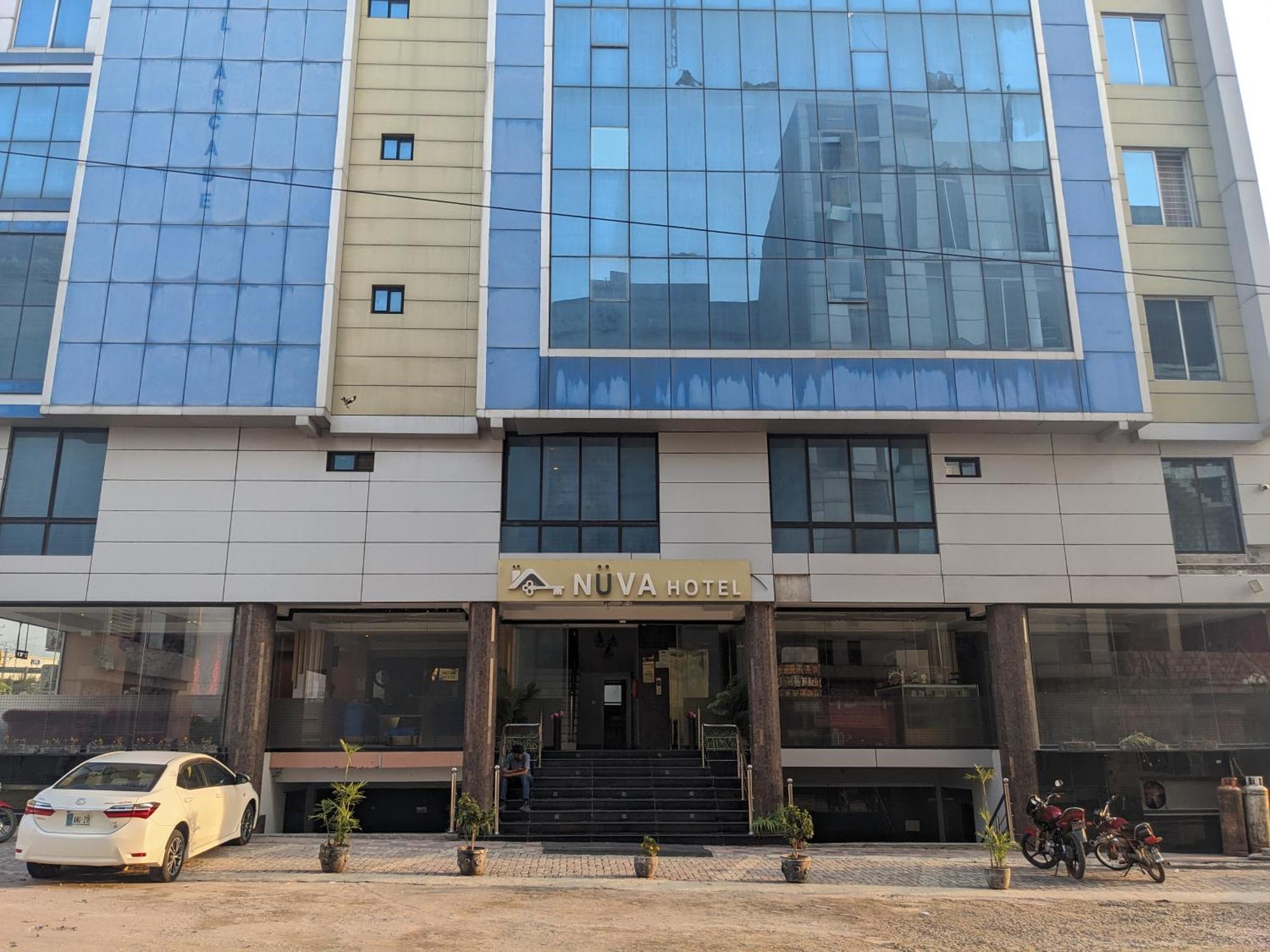 Nueva Hotel Islamabad Exterior photo